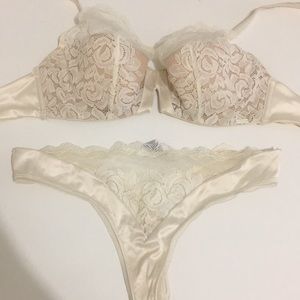 Calvin Klein Lingerie Set